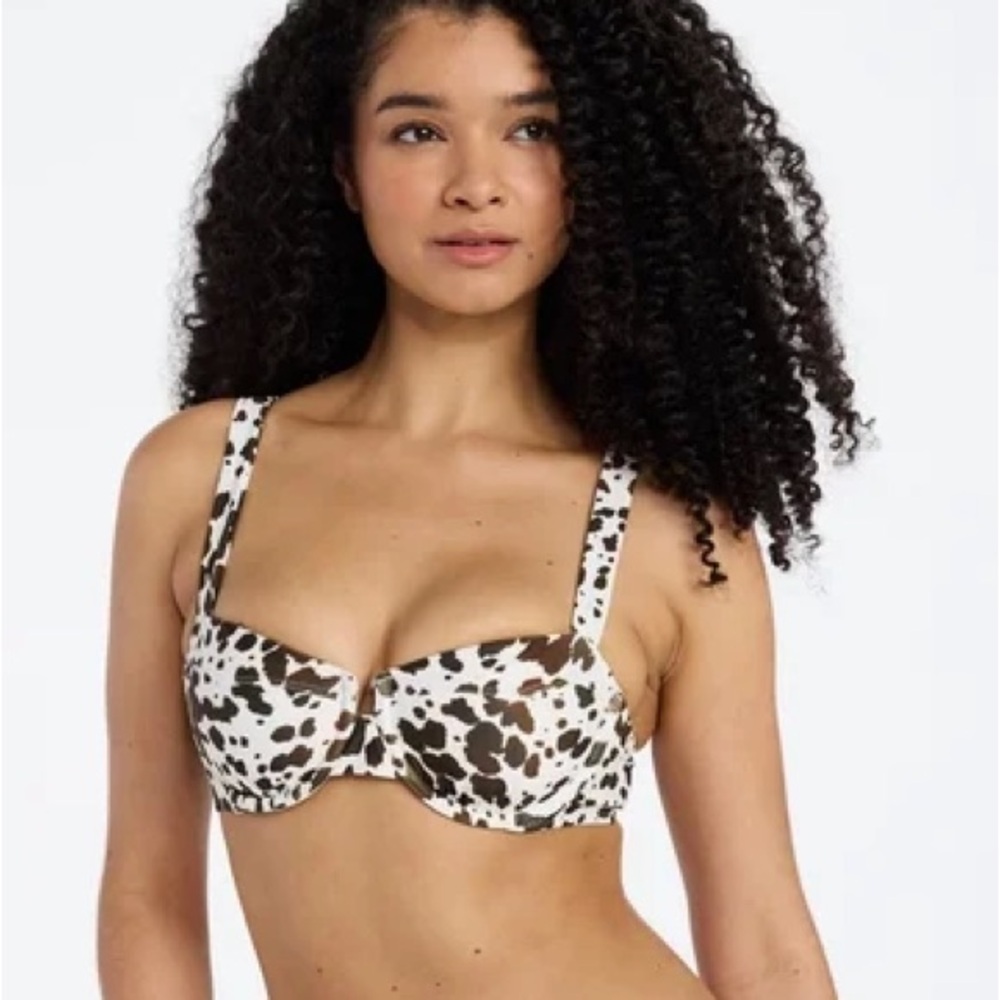 No boundaries Underwire cow print bathing suit top